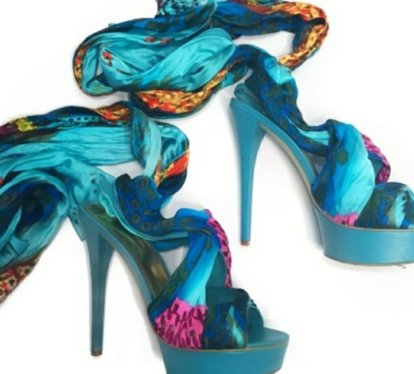 Bebe Scarlett Scarf heels size 10 Blue - Picture 4 of 5